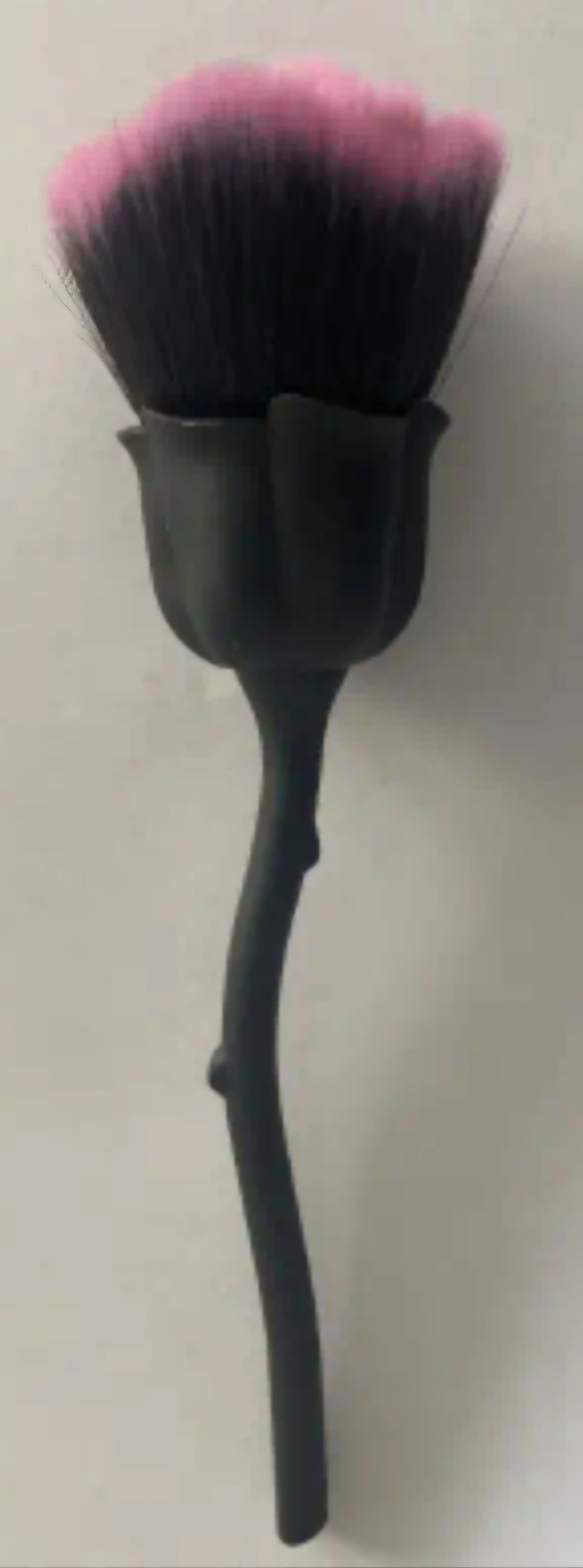 Black Rose Dust Brush
