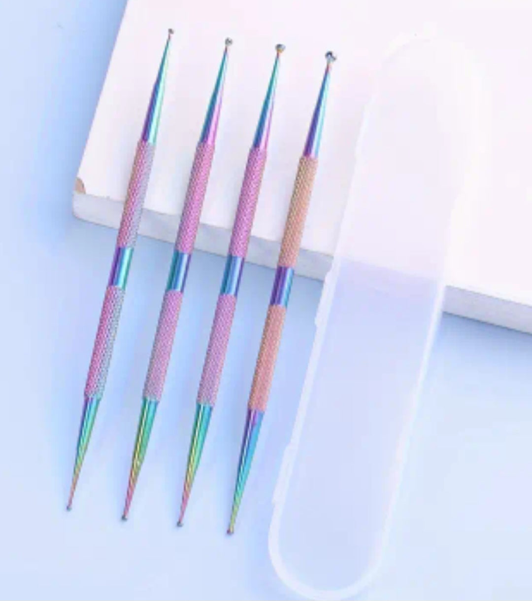 Set of 4 double ended dotting tools with case
