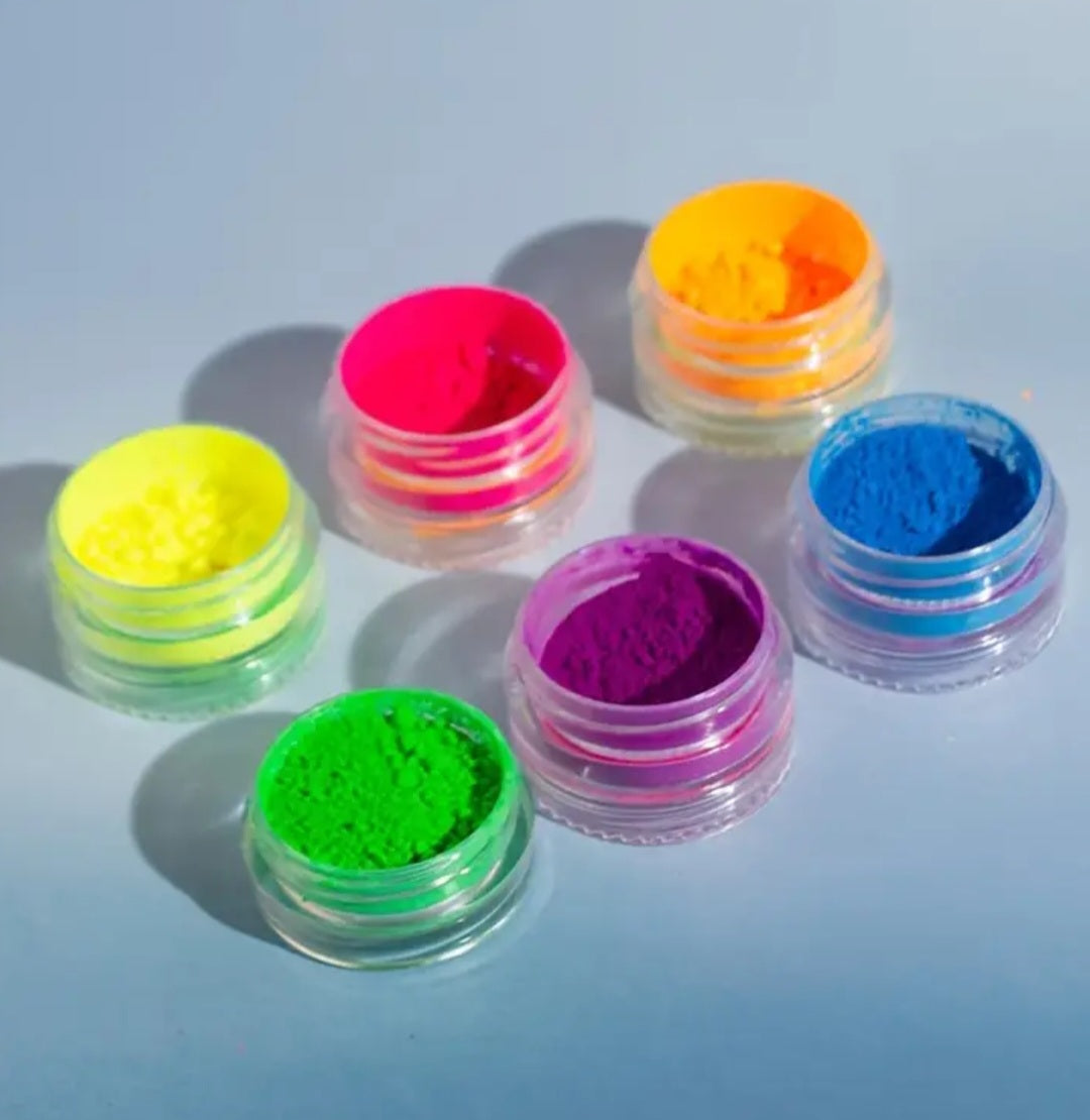 Neon nail pigments